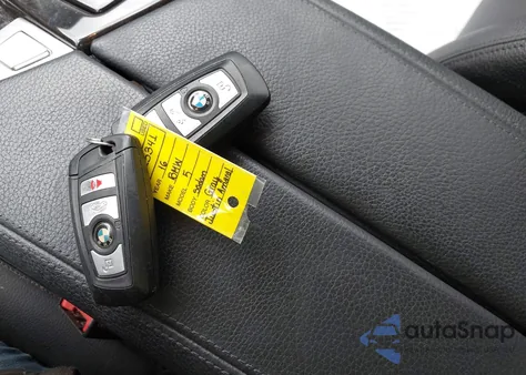 2016 BMW 528I xDrive z USA, uszkodzony, nr VIN WBA5A7C59GG148391